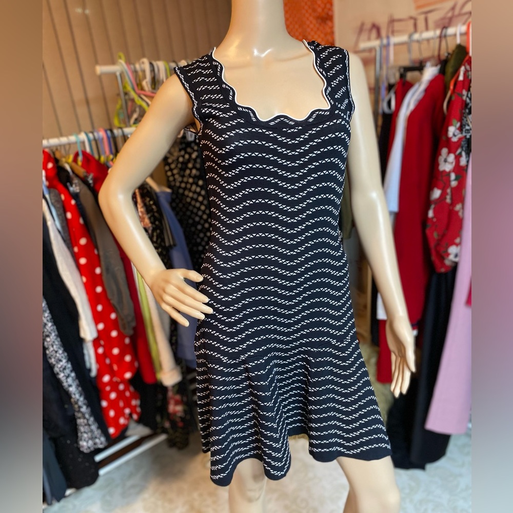Women’s blue stretchy knitted dress size S